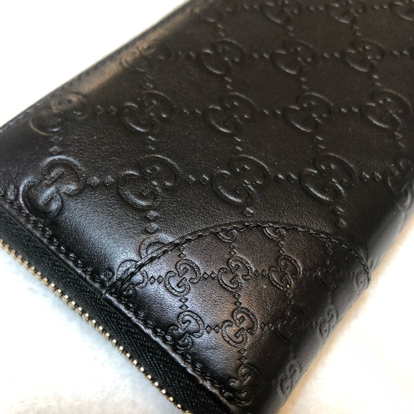 GUCCI Black Leather Zip Around Monogrammed GG Wallet Excellent Condition - Picture 7 of 15